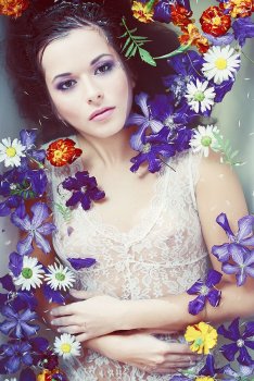 FLOWER BATH